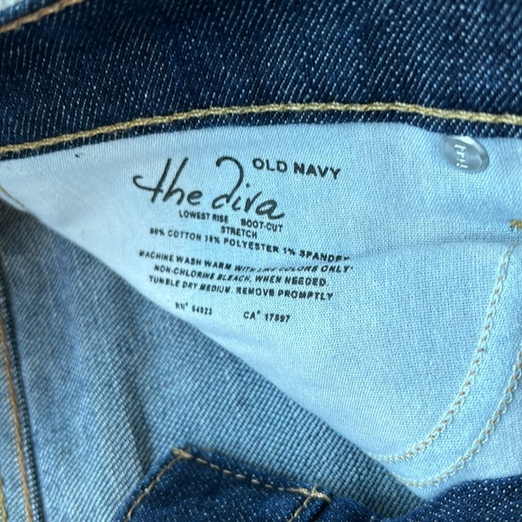 Old Navy “The Diva” jeans - Picture 5 of 6